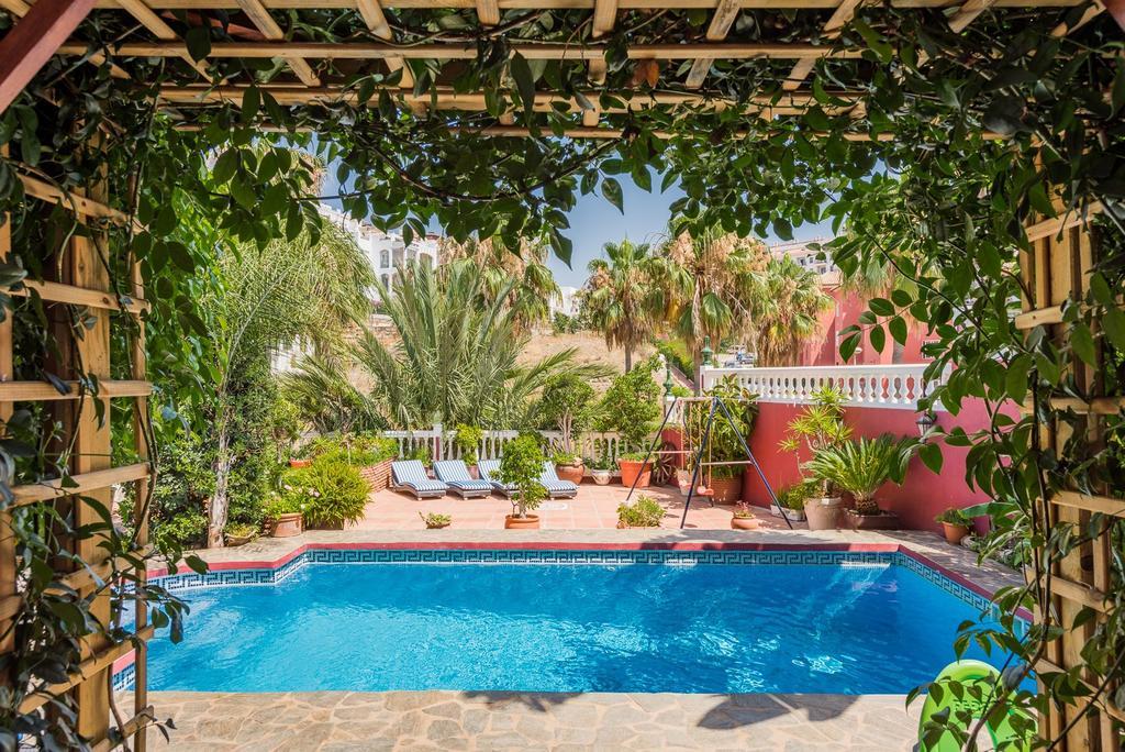 Majestic Villa By The Beach Heated Private Pool & Jacuzzi Бенальмадена Экстерьер фото